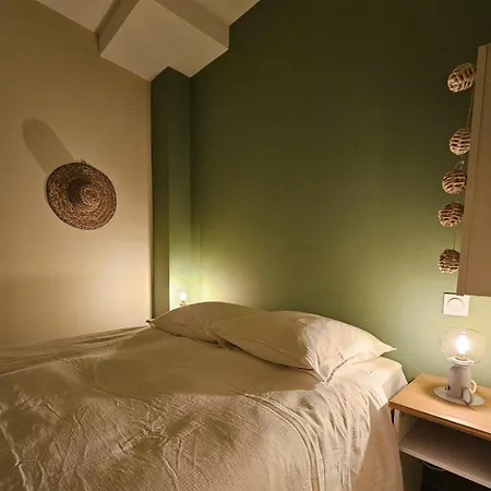 Apartment Le Loft De - La Bastide, Le Chalet, Le Loft, Le Mas, La Paillote Genas