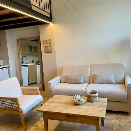 Le Loft De - La Bastide, Le Chalet, Le Loft, Le Mas, La Paillote