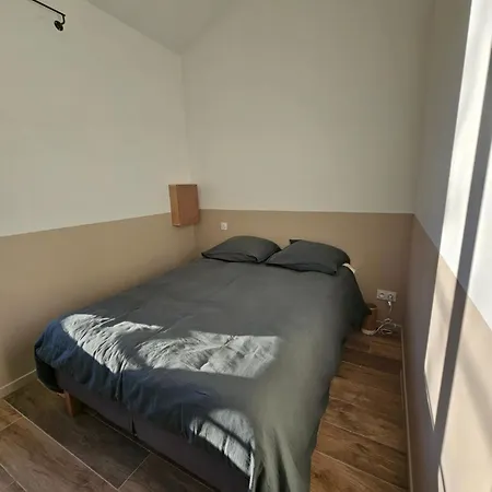 Le Loft De - La Bastide, Le Chalet, Le Loft, Le Mas, La Paillote Genas
