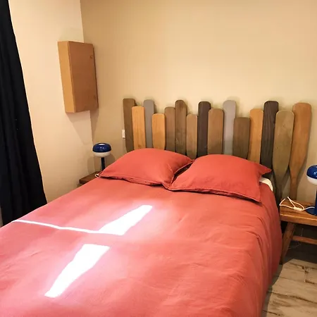 Le Loft De - La Bastide, Le Chalet, Le Loft, Le Mas, La Paillote Apartment Genas