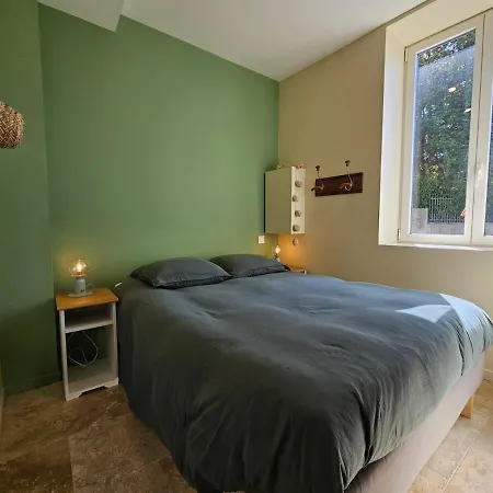 Le Loft De - La Bastide, Le Chalet, Le Loft, Le Mas, La Paillote *