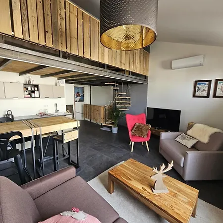 Le Loft De - La Bastide, Le Chalet, Le Loft, Le Mas, La Paillote Appartamento *