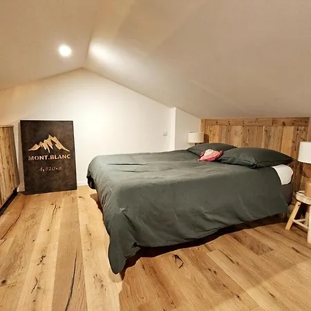 Le Loft De - La Bastide, Le Chalet, Le Loft, Le Mas, La Paillote Appartamento Genas