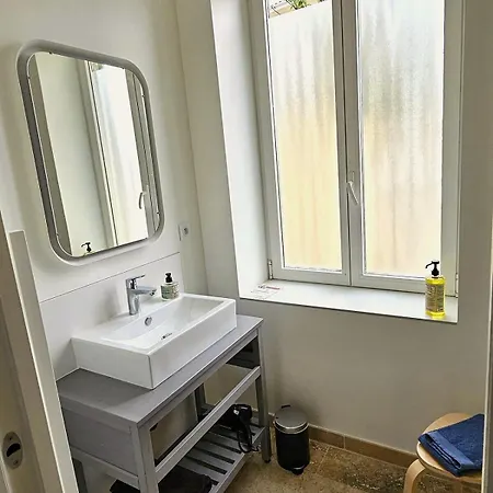 Le Loft De - La Bastide, Le Chalet, Le Loft, Le Mas, La Paillote Genas