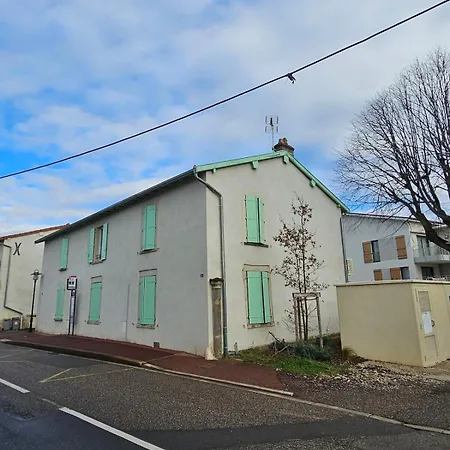 Le Loft De - La Bastide, Le Chalet, Le Loft, Le Mas, La Paillote Appartamento Genas