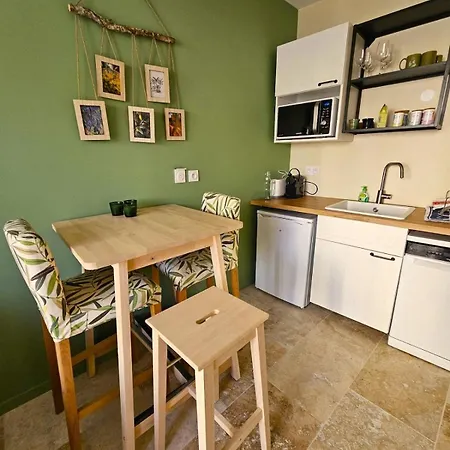 Appartement Le Loft De - La Bastide, Le Chalet, Le Loft, Le Mas, La Paillote Genas